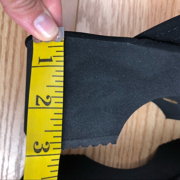 SODA Beach Black Nubuck Platform Sandal Thong - Picture 7 of 9